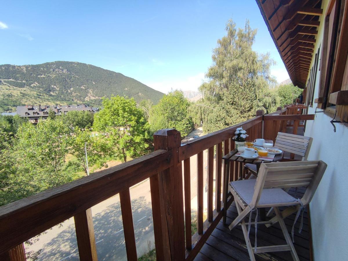 Unique Experience - Boi-Tauell Apartment Pla de l'Ermita Esterno foto